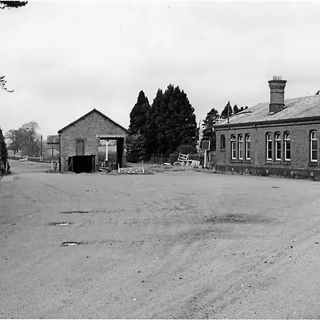 The Booking Office, Stoke Edith Station Hereford Exterior photo
